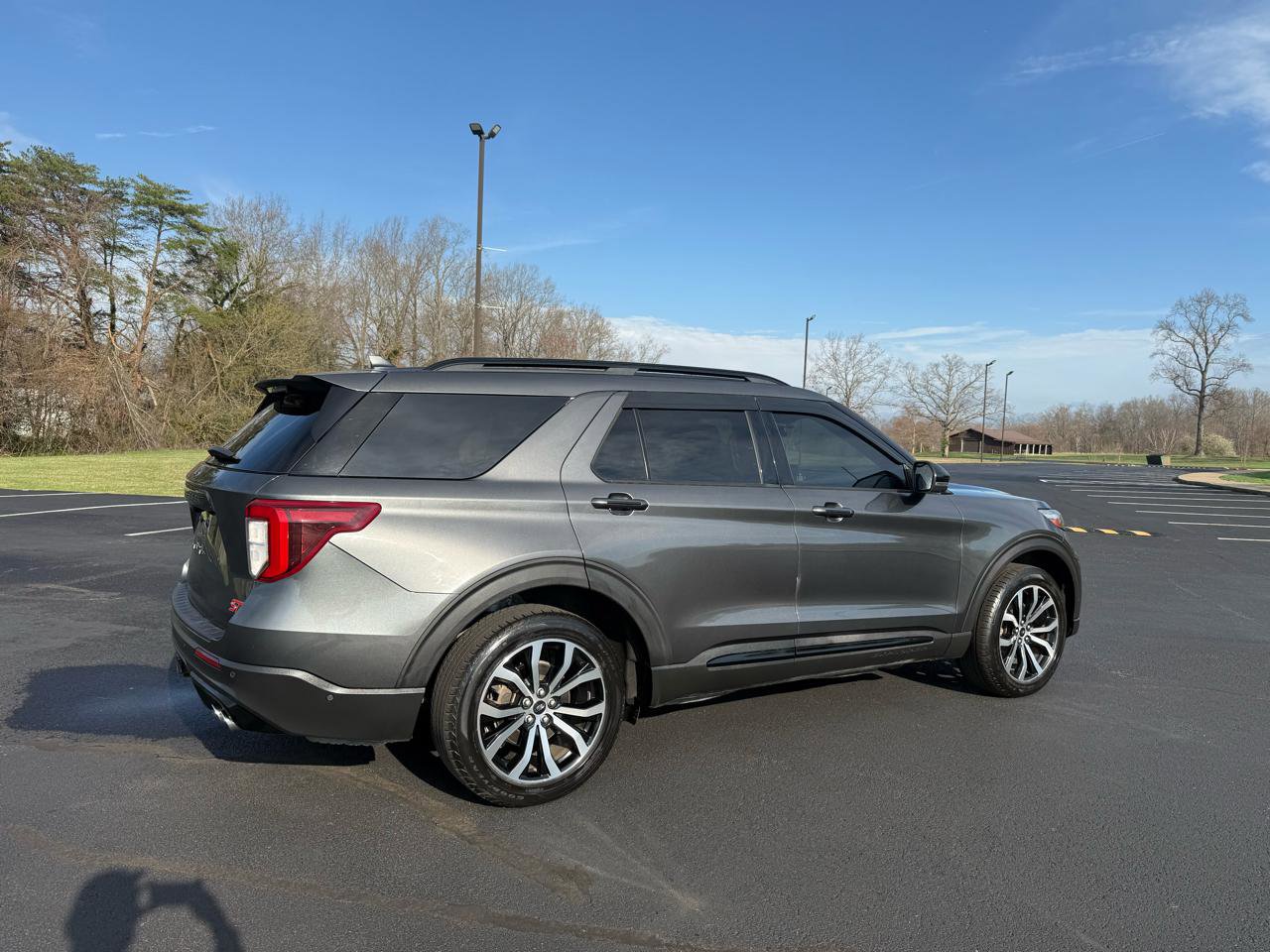 Used 2020 Ford Explorer ST w/ Premium Technology Package image 8