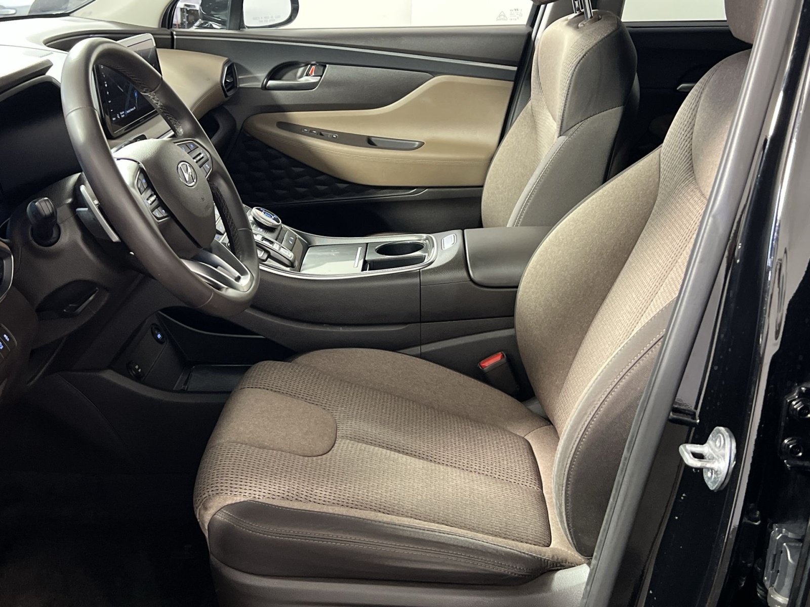 Used 2023 Hyundai Santa Fe SEL Convenience AWD/4WD image 13
