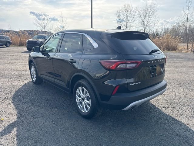 Used 2023 Ford Escape Active AWD/4WD image 4