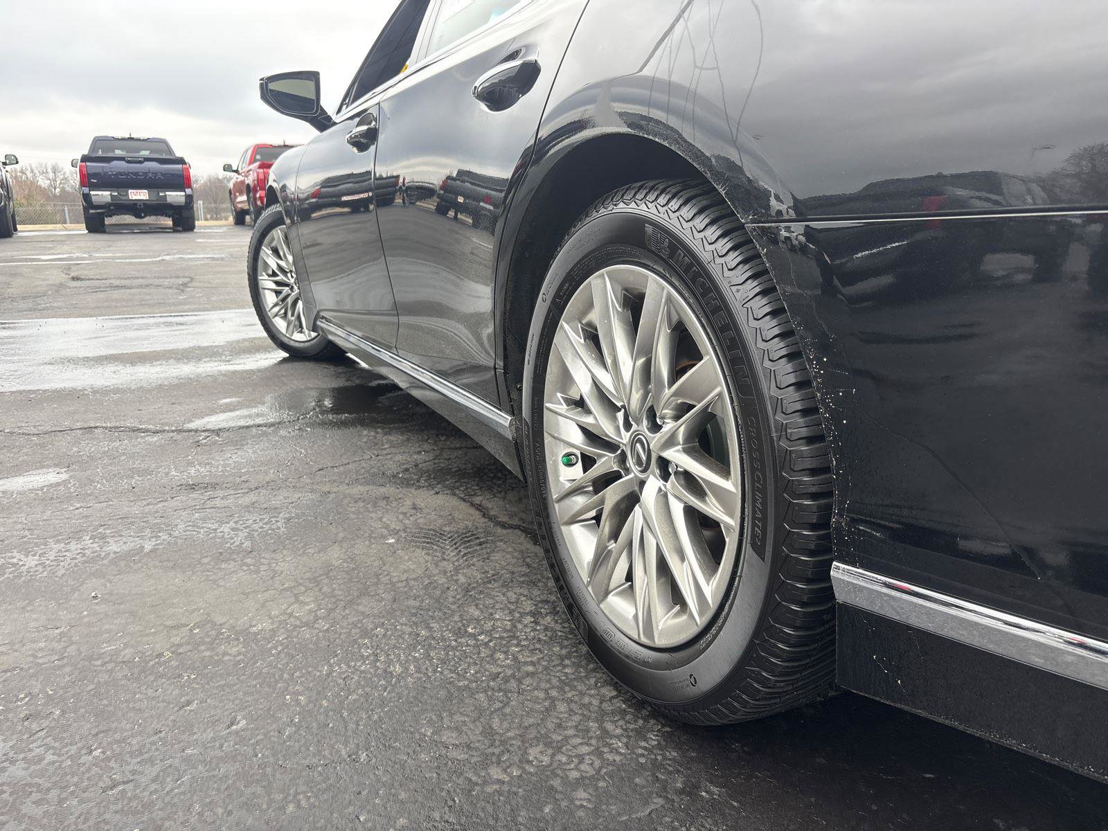 Used 2021 Lexus LS 500 AWD w/ Interior Upgrade Package image 5