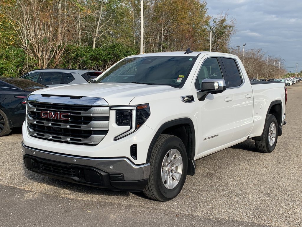 Used 2025 GMC Sierra 1500 SLE w/ Preferred Package image 4