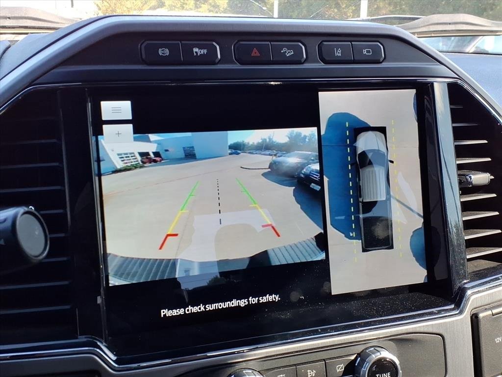 Used 2022 Ford F350 Platinum w/ FX4 Off-Road Package image 24