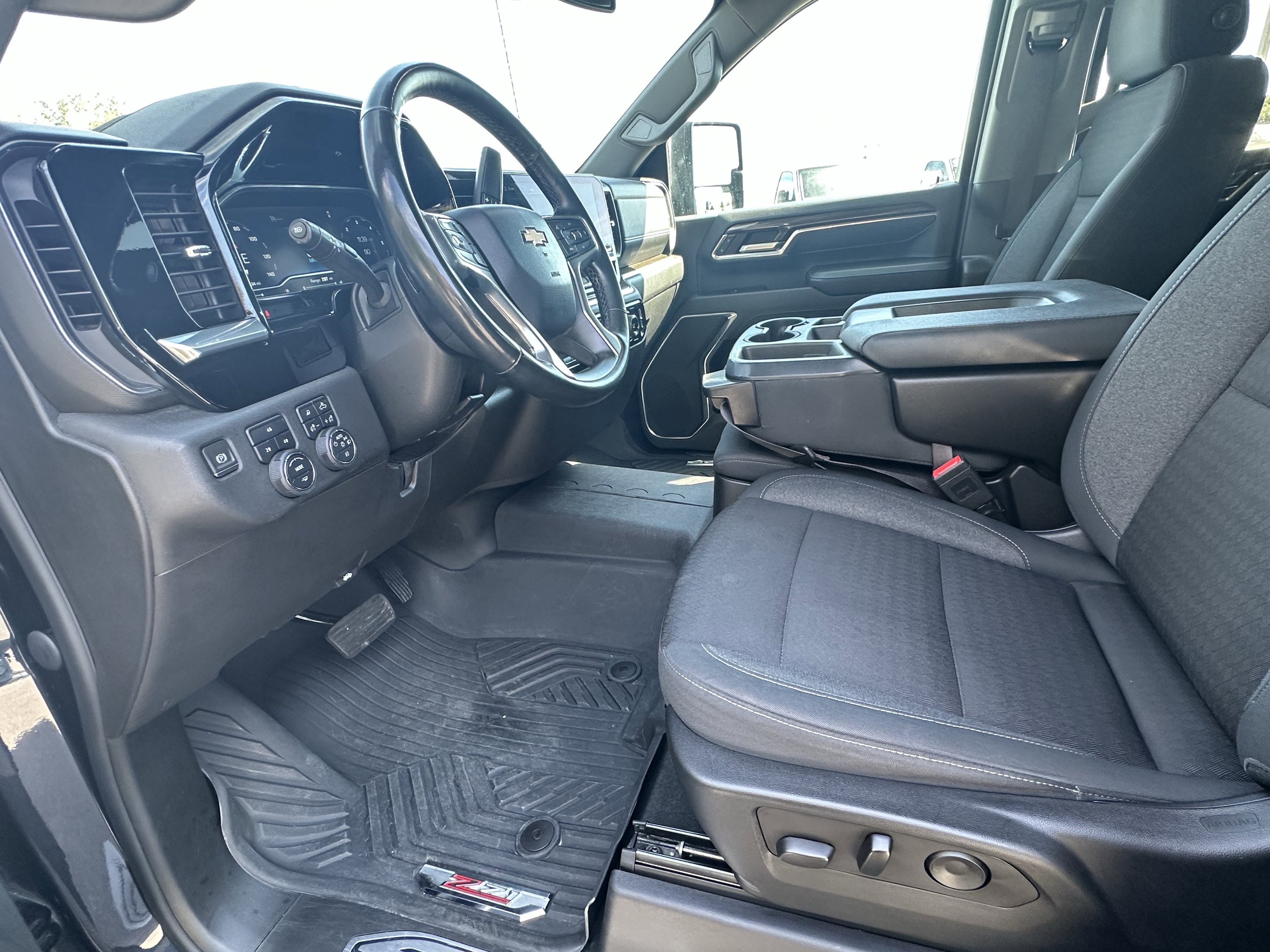 Certified 2024 Chevrolet Silverado 2500 LT w/ All Star Edition image 29