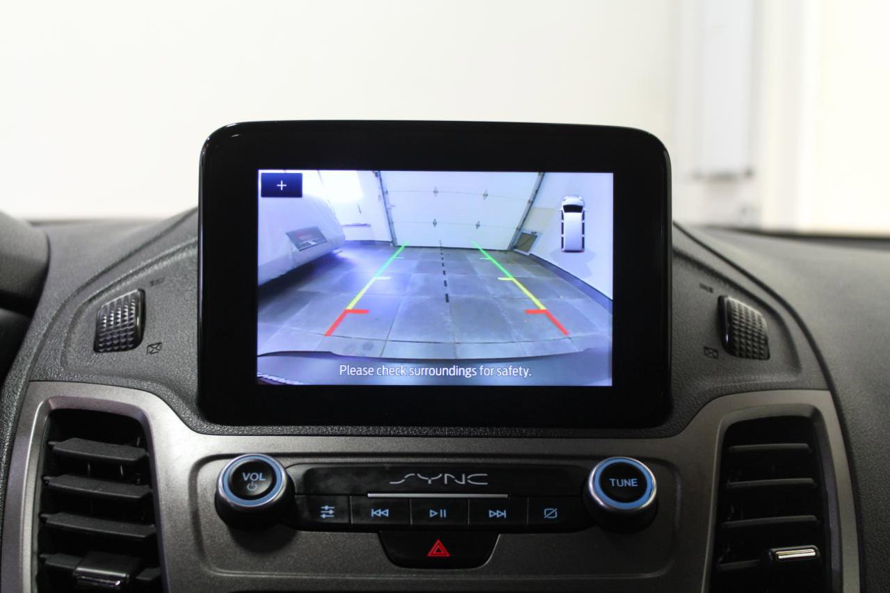 Used 2022 Ford Transit Connect XL image 13