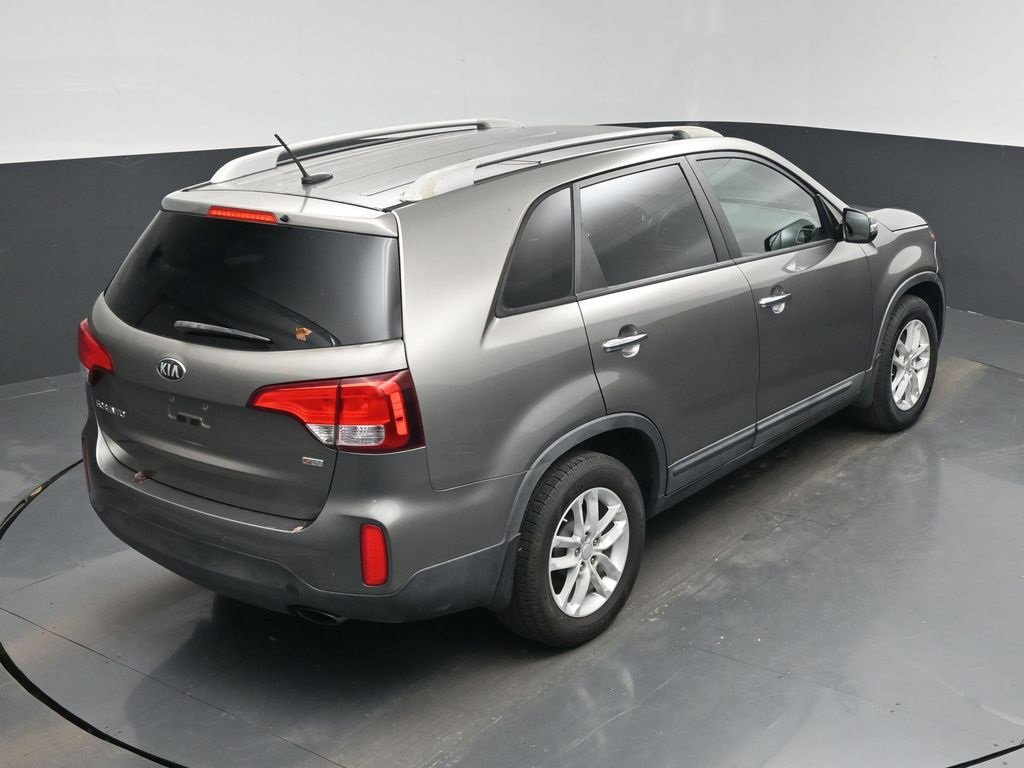 Used 2015 Kia Sorento LX image 39