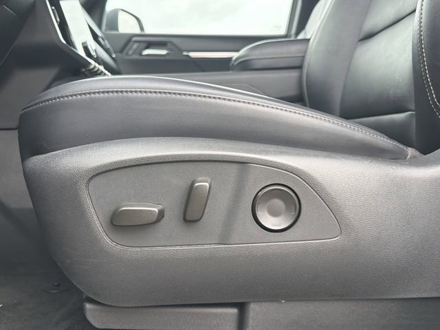 Used 2024 GMC Acadia Elevation image 25