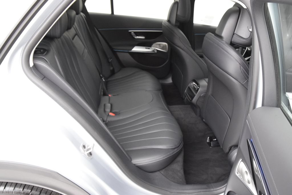Used 2026 Mercedes-Benz E 450 4MATIC All-Terrain Wagon image 19