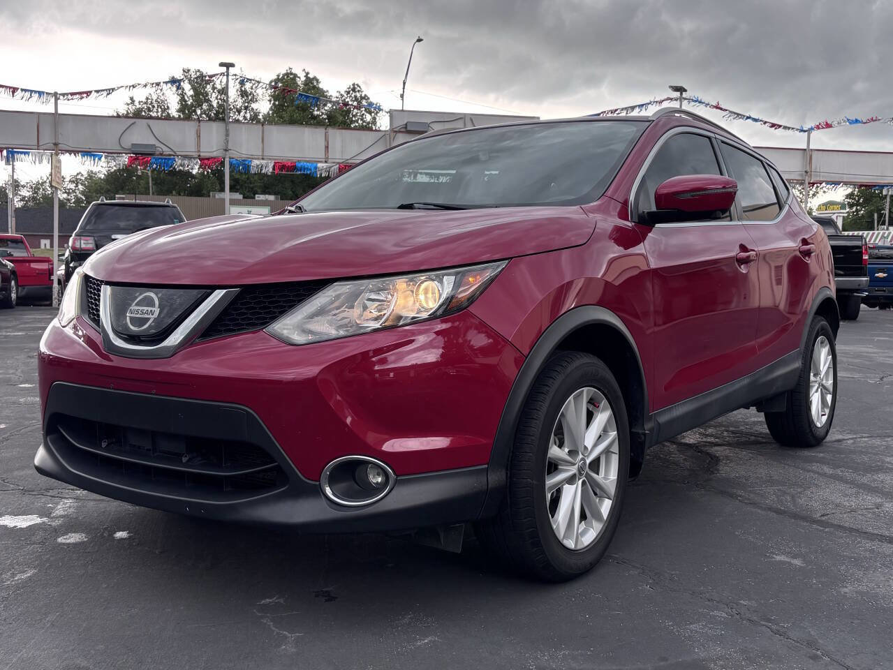 Used 2018 Nissan Rogue Sport SV w/ SV Technology Package image 6