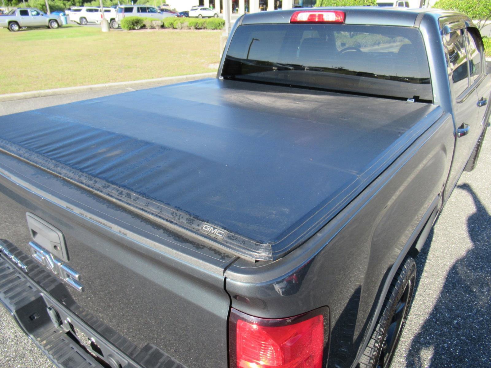 Used 2018 GMC Sierra 1500 SLE w/ Elevation Edition AWD/4WD image 34