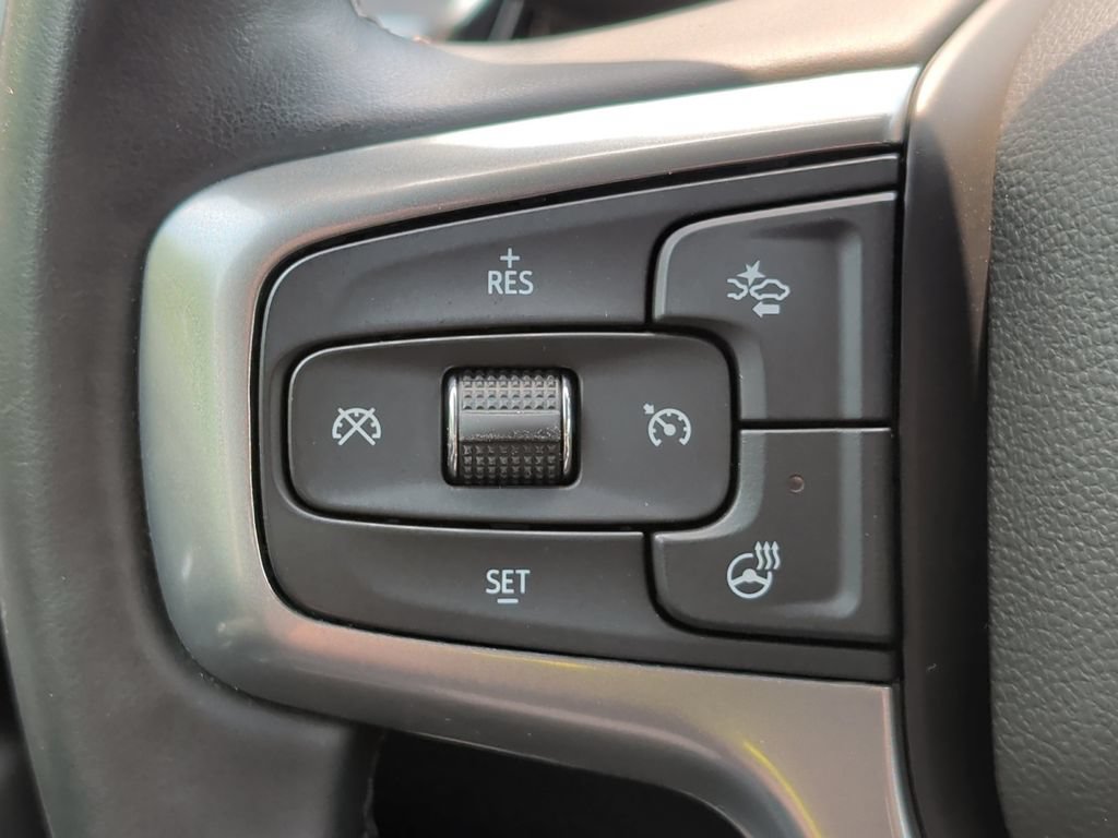 Used 2025 Chevrolet Silverado 3500 LTZ w/ LTZ Premium Package AWD/4WD image 12