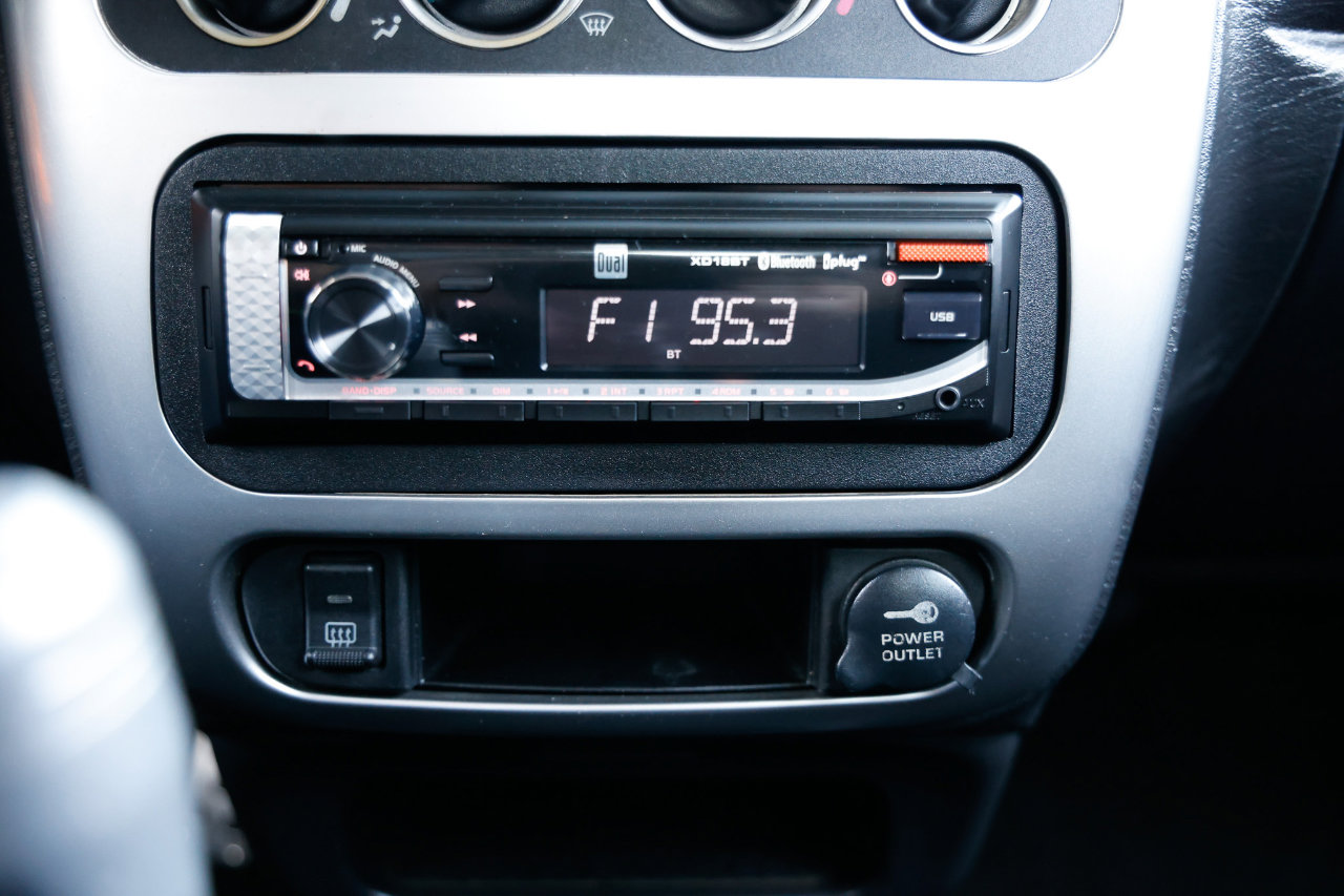 Used 2003 Dodge Neon image 27