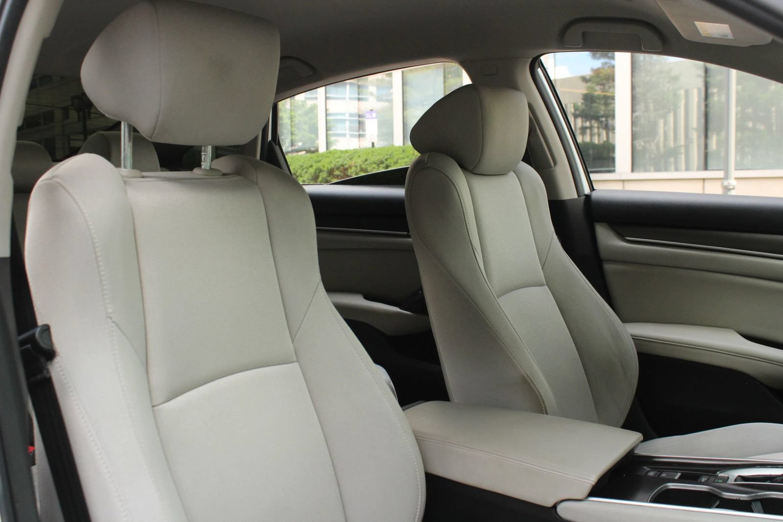 Used 2021 Honda Accord LX image 26