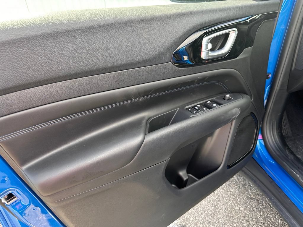New 2026 Jeep Compass Latitude AWD/4WD image 13