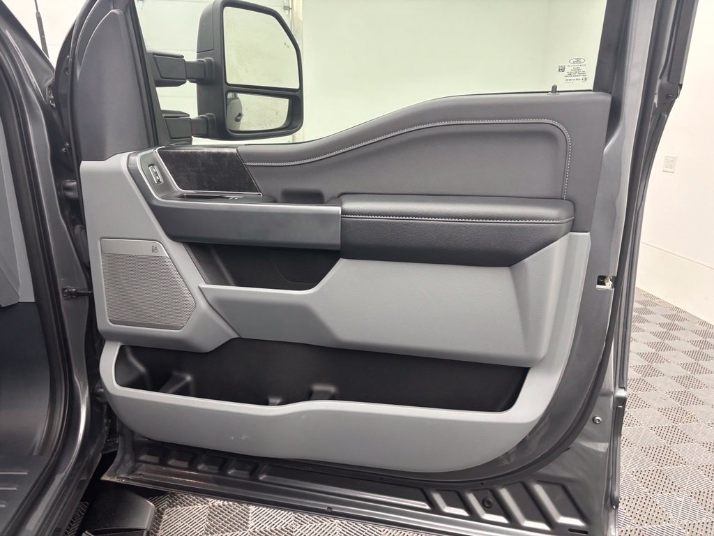 Used 2023 Ford F250 XLT w/ XLT Premium Package AWD/4WD image 30
