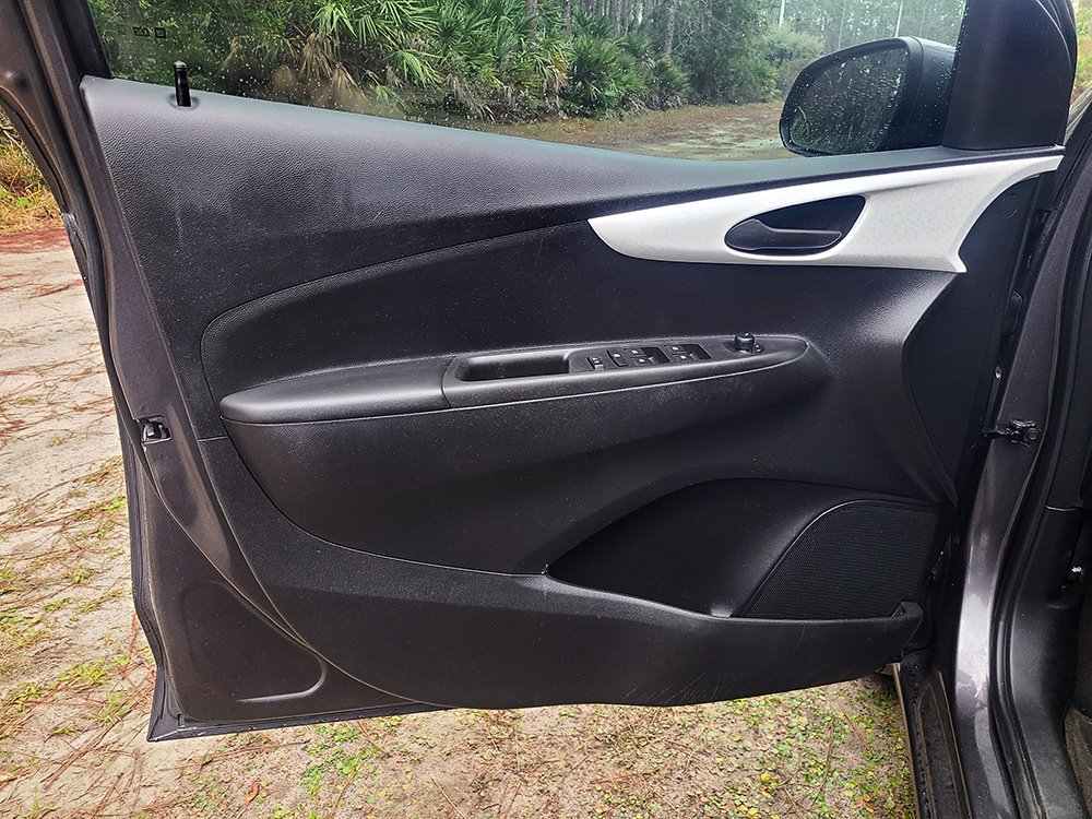 Used 2016 Chevrolet Spark LT FWD image 25