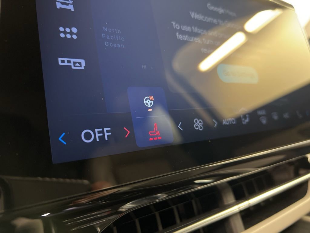 Used 2026 Lincoln Nautilus Premier image 15