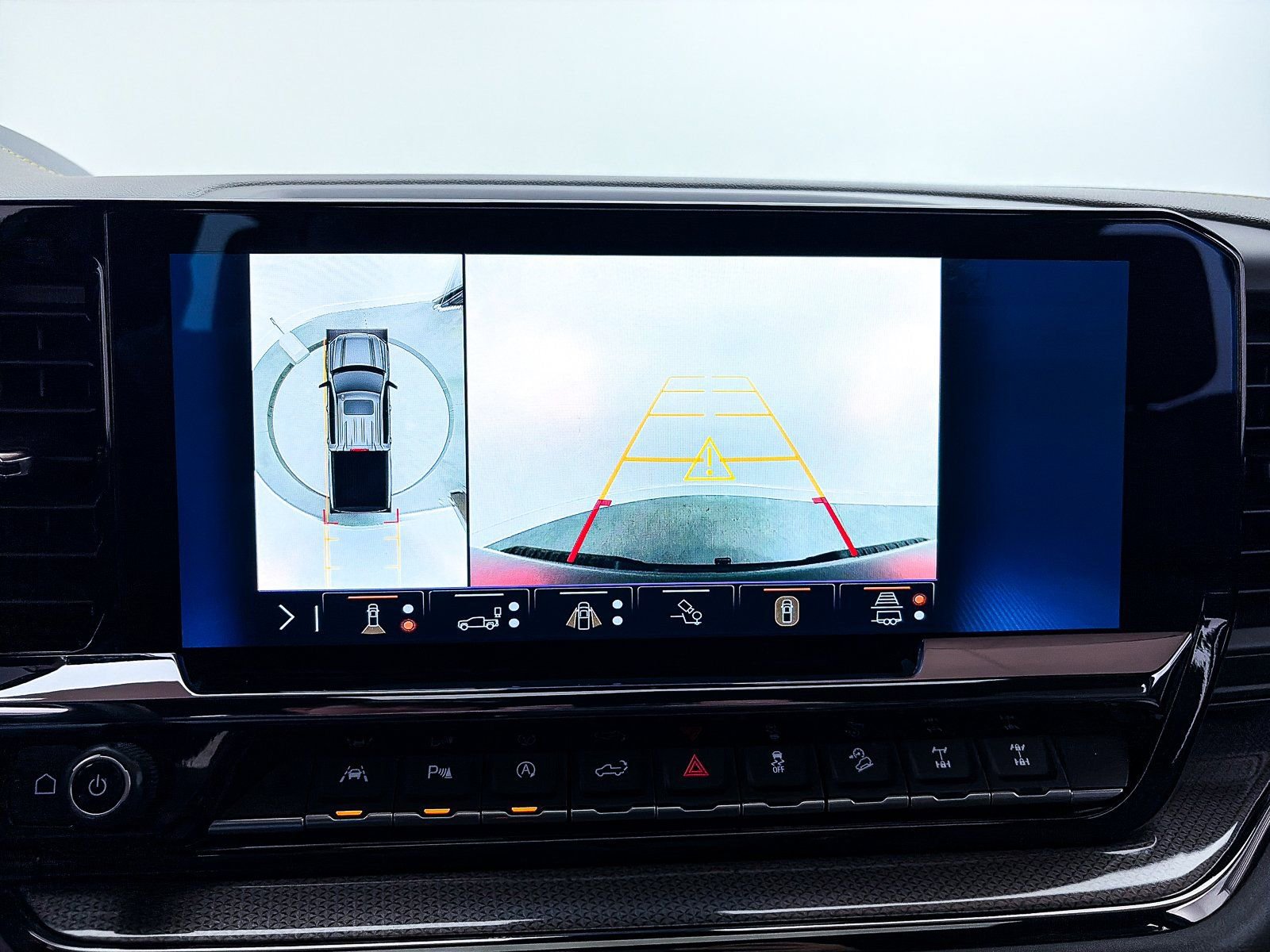 Used 2024 Chevrolet Silverado 1500 ZR2 w/ Technology Package image 12