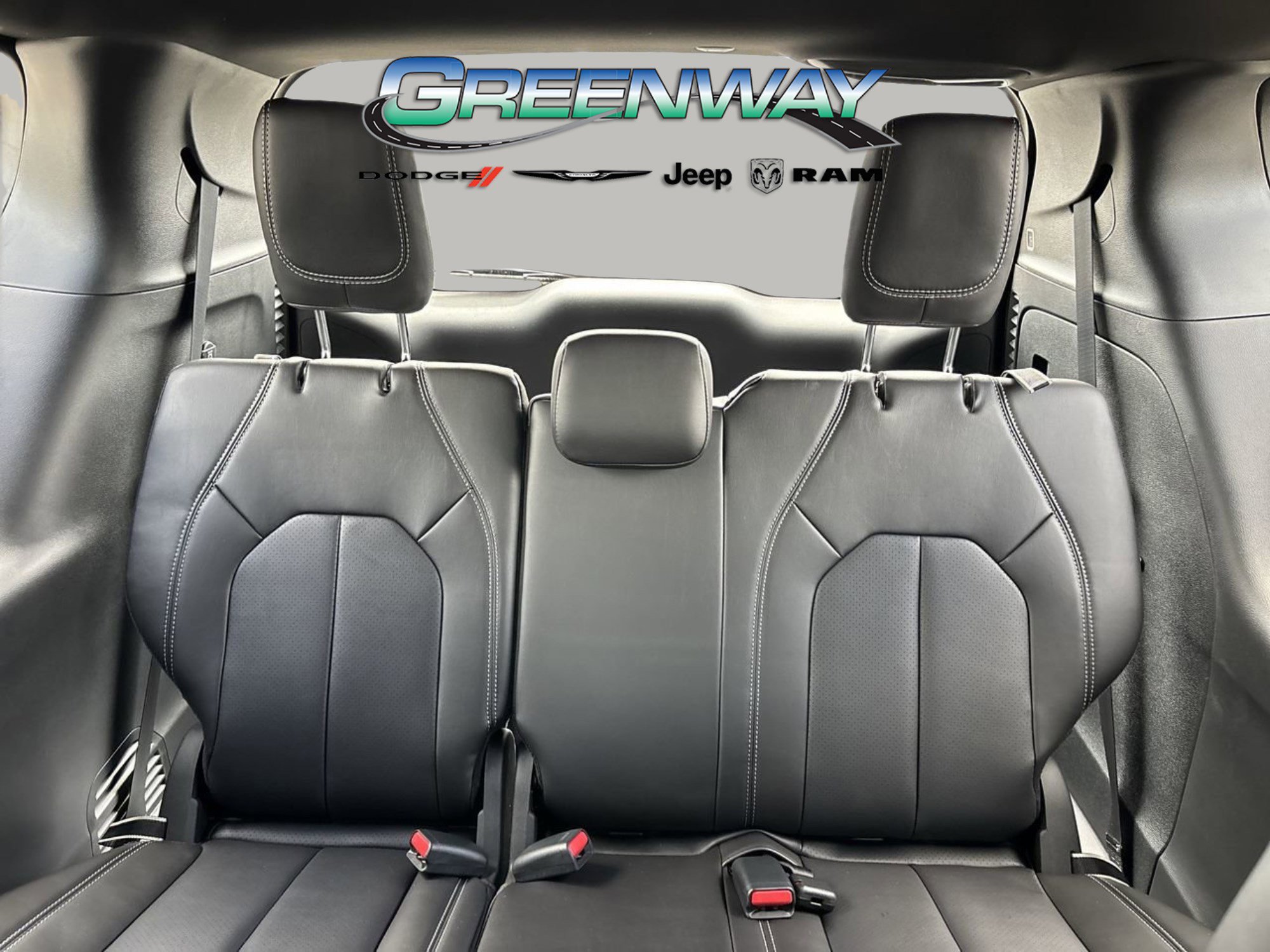 New 2026 Chrysler Pacifica Select w/ S Appearance Package image 17