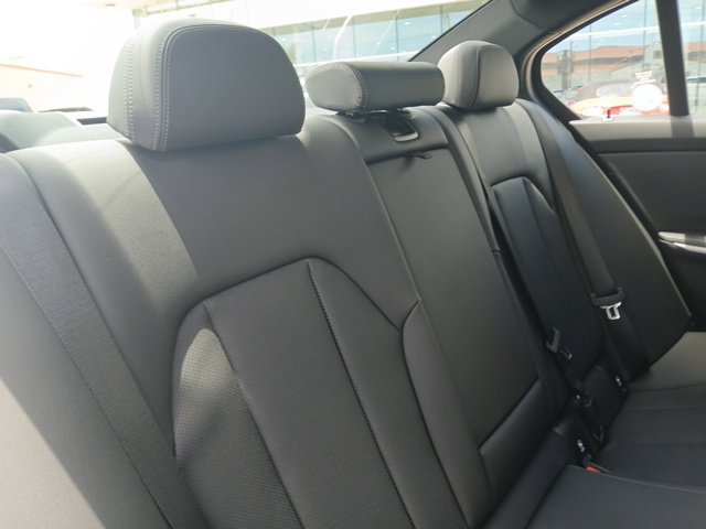 New 2026 BMW 330i Sedan w/ M Sport Package RWD image 10