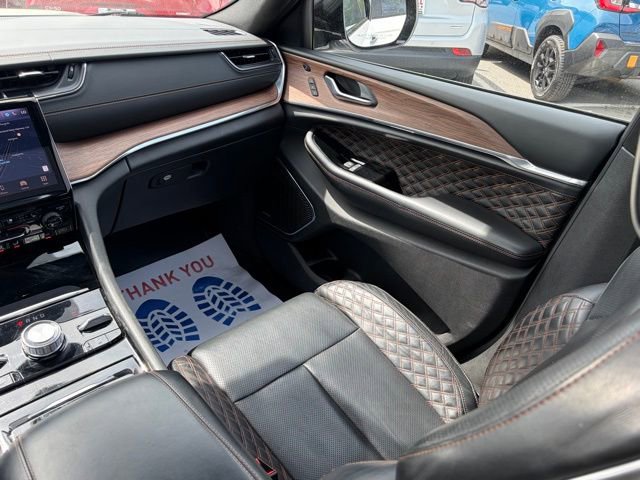 Used 2023 Jeep Grand Cherokee L Summit AWD/4WD image 35