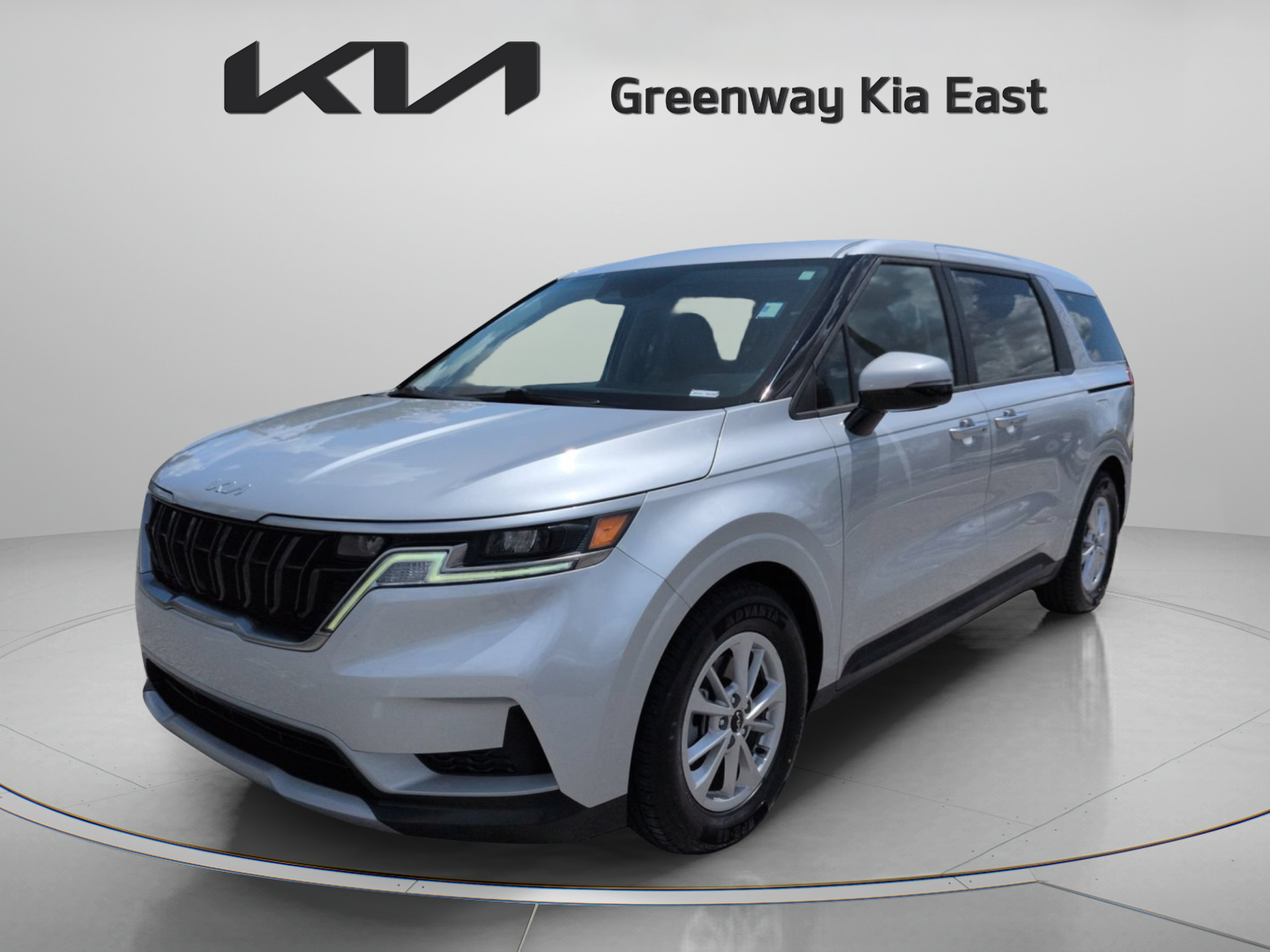 Used 2023 Kia Carnival LX FWD image 10