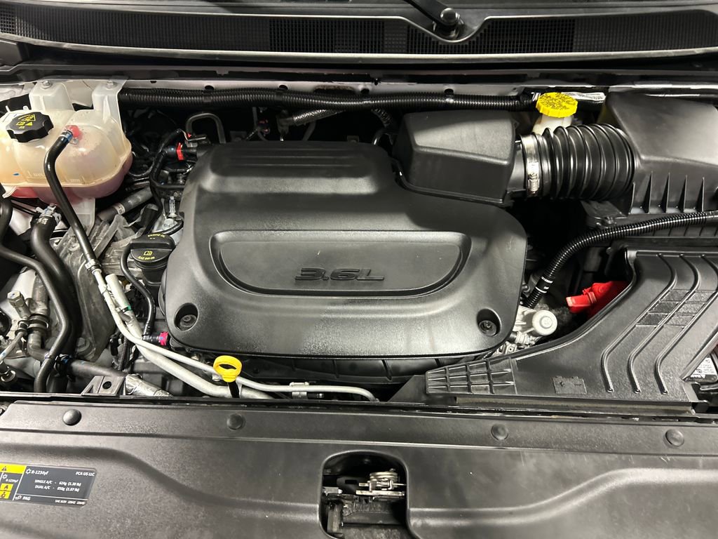 Used 2024 Chrysler Voyager LX FWD image 27