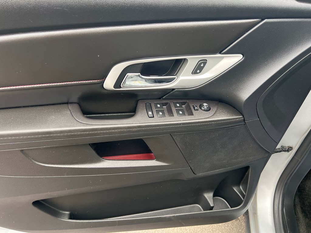 Used 2017 GMC Terrain SLE FWD image 21