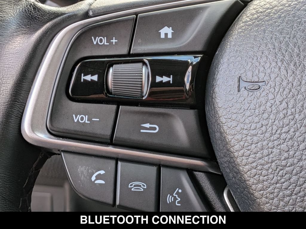 Used 2020 Honda Accord Touring image 6