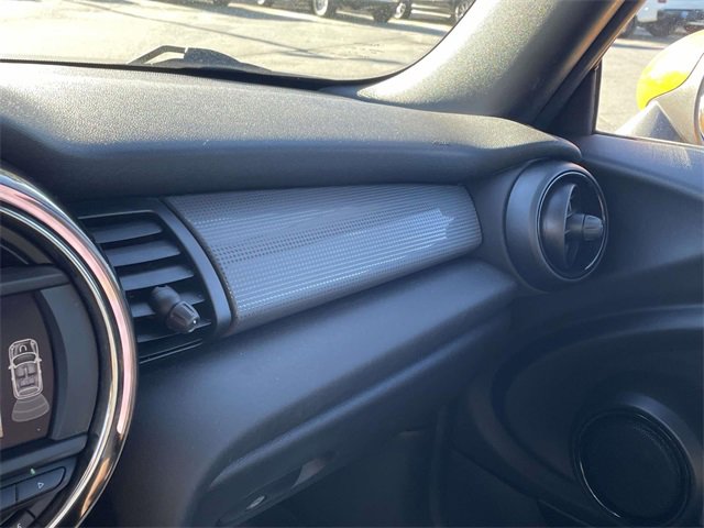 Used 2017 MINI Cooper Convertible image 28