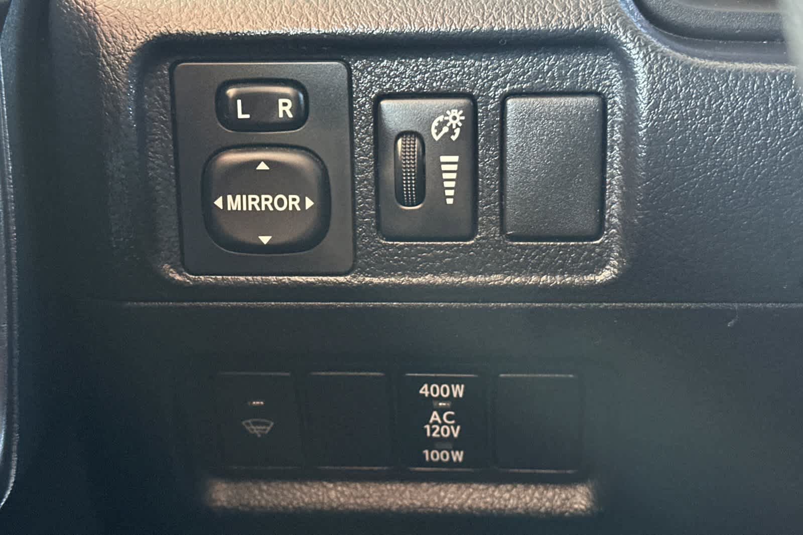 Used 2015 Toyota 4Runner TRD Pro AWD/4WD image 29