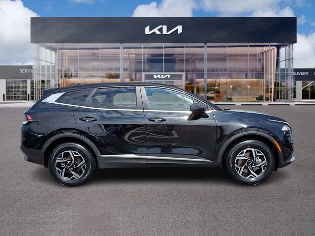 Used 2023 Kia Sportage LX AWD/4WD image 7