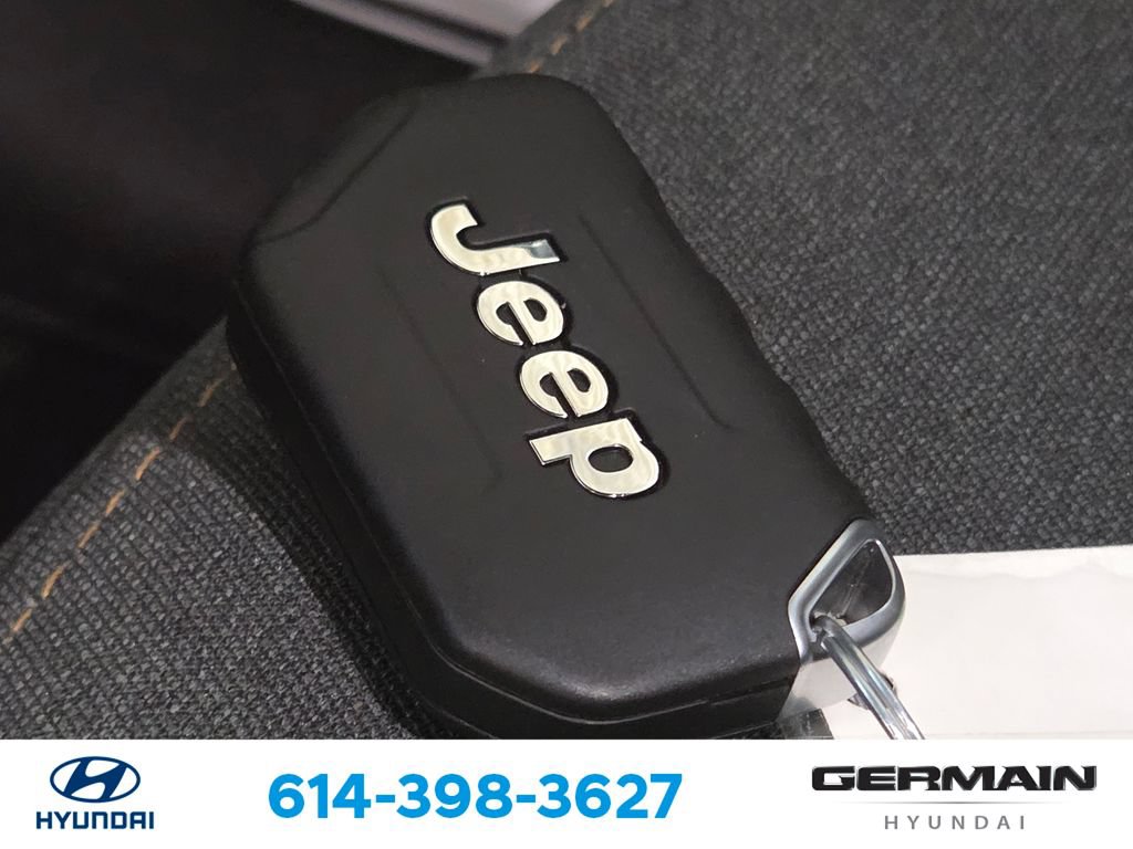 Used 2024 Jeep Wrangler Sport AWD/4WD image 34