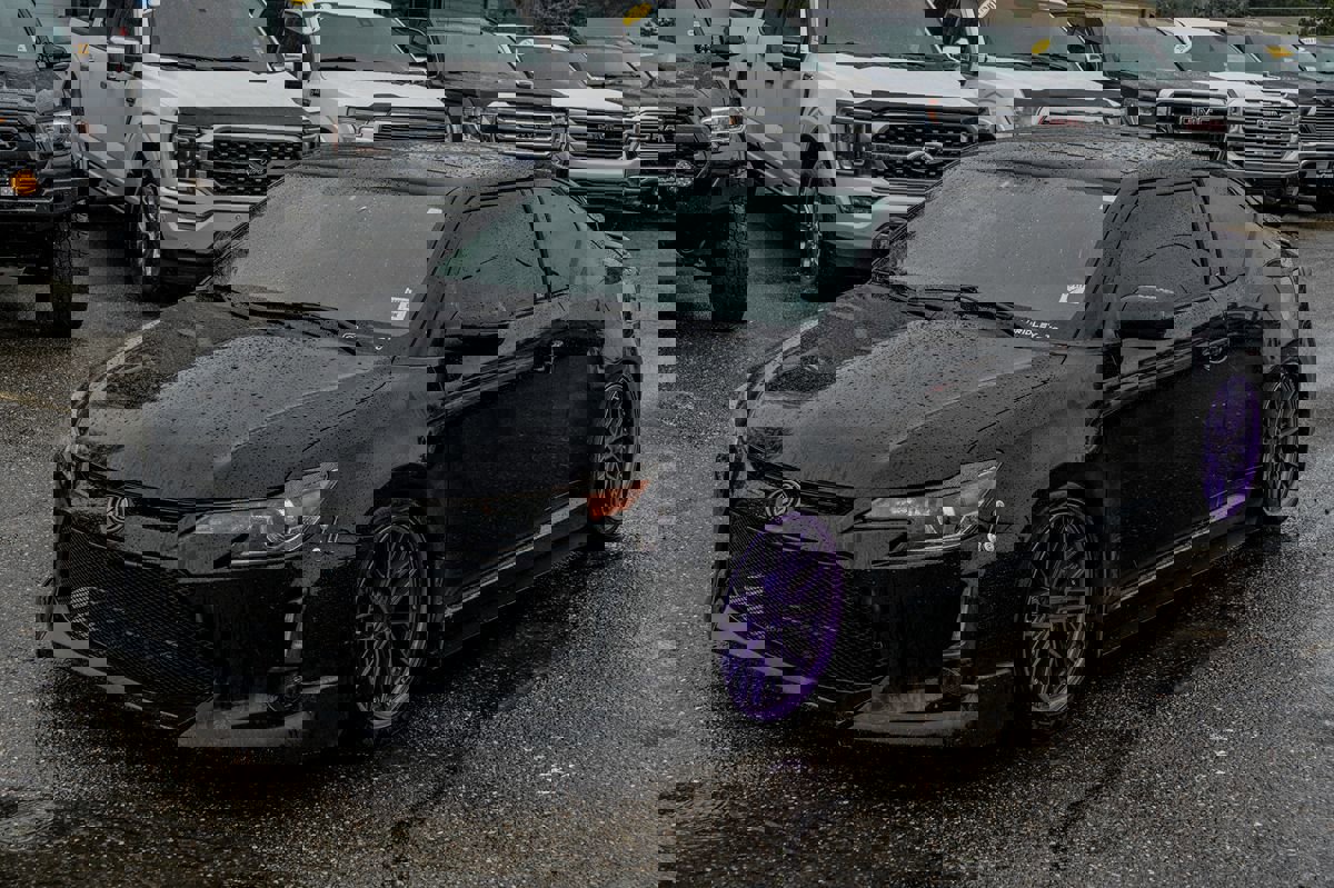 Used 2015 Scion tC image 4