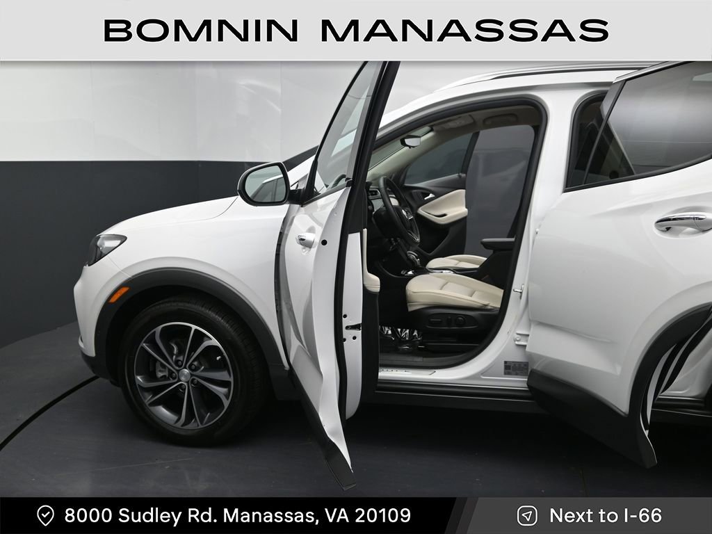 Used 2023 Buick Encore GX Essence w/ Advanced Technology Package FWD image 13