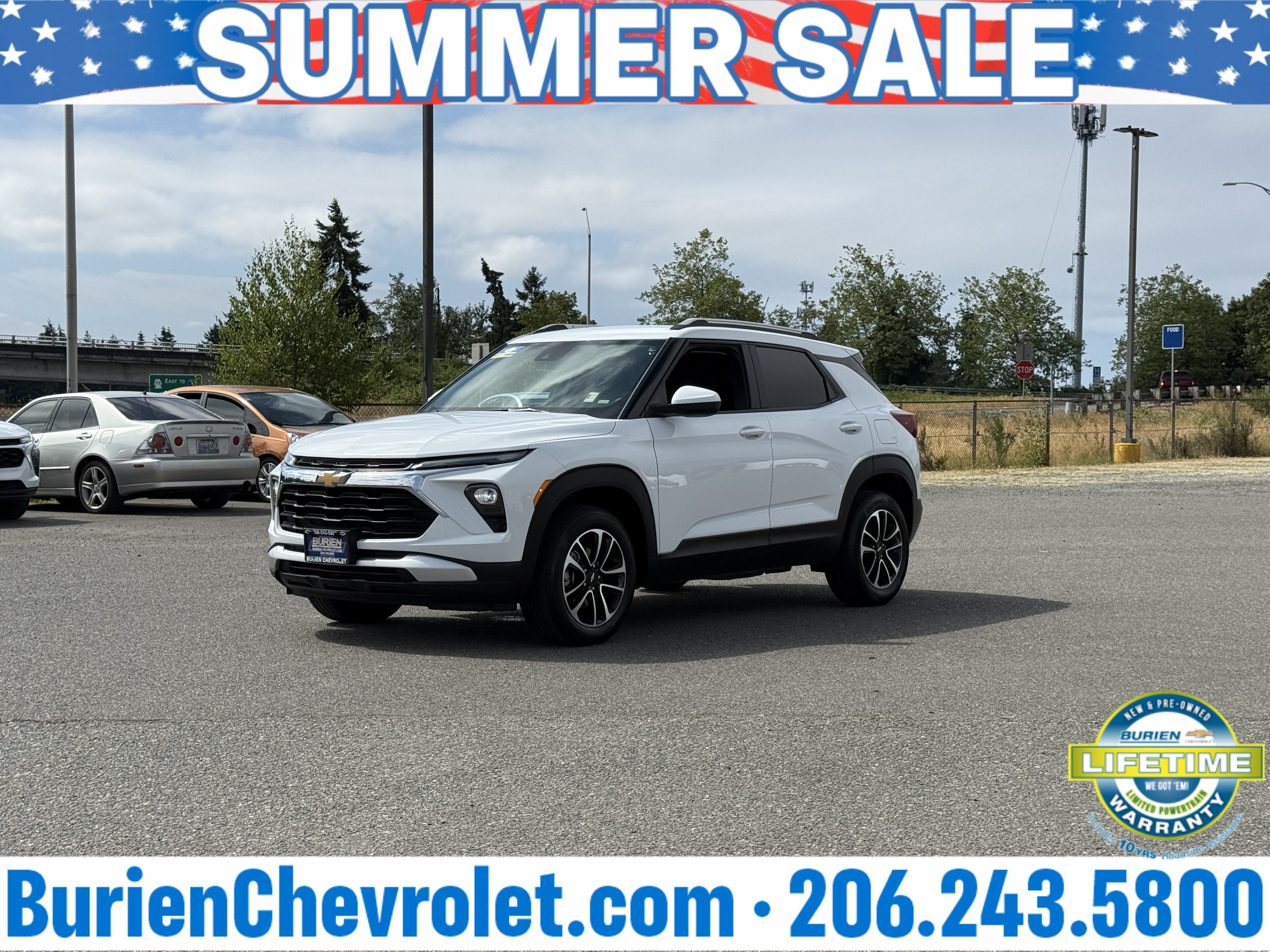 Used 2025 Chevrolet TrailBlazer LT AWD/4WD image 39