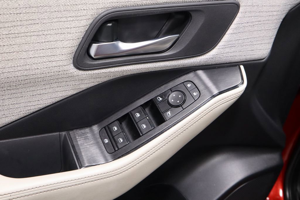 Certified 2023 Nissan Rogue SV image 22