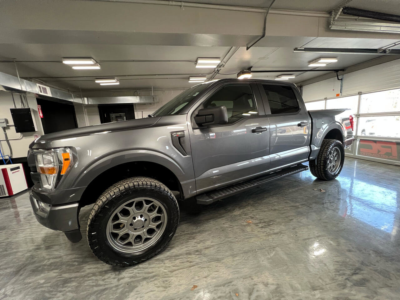 Used 2021 Ford F150 XL w/ STX Appearance Package image 7
