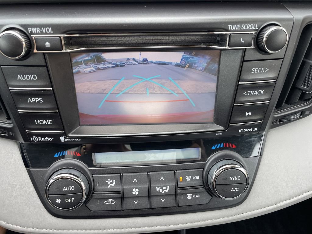 Used 2016 Toyota RAV4 XLE AWD/4WD image 19