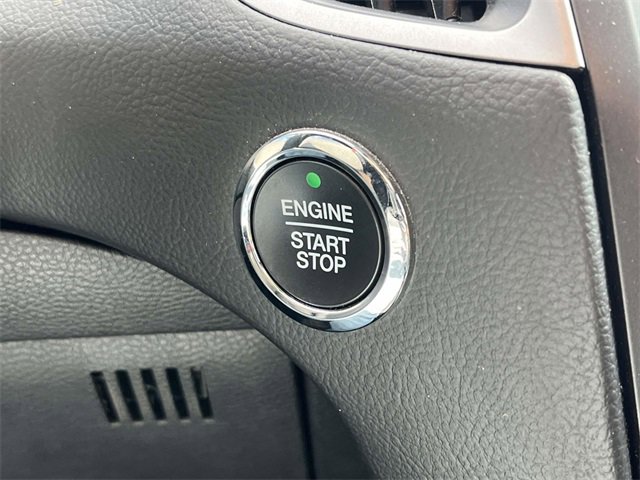 Used 2021 Ford Edge ST-Line image 27