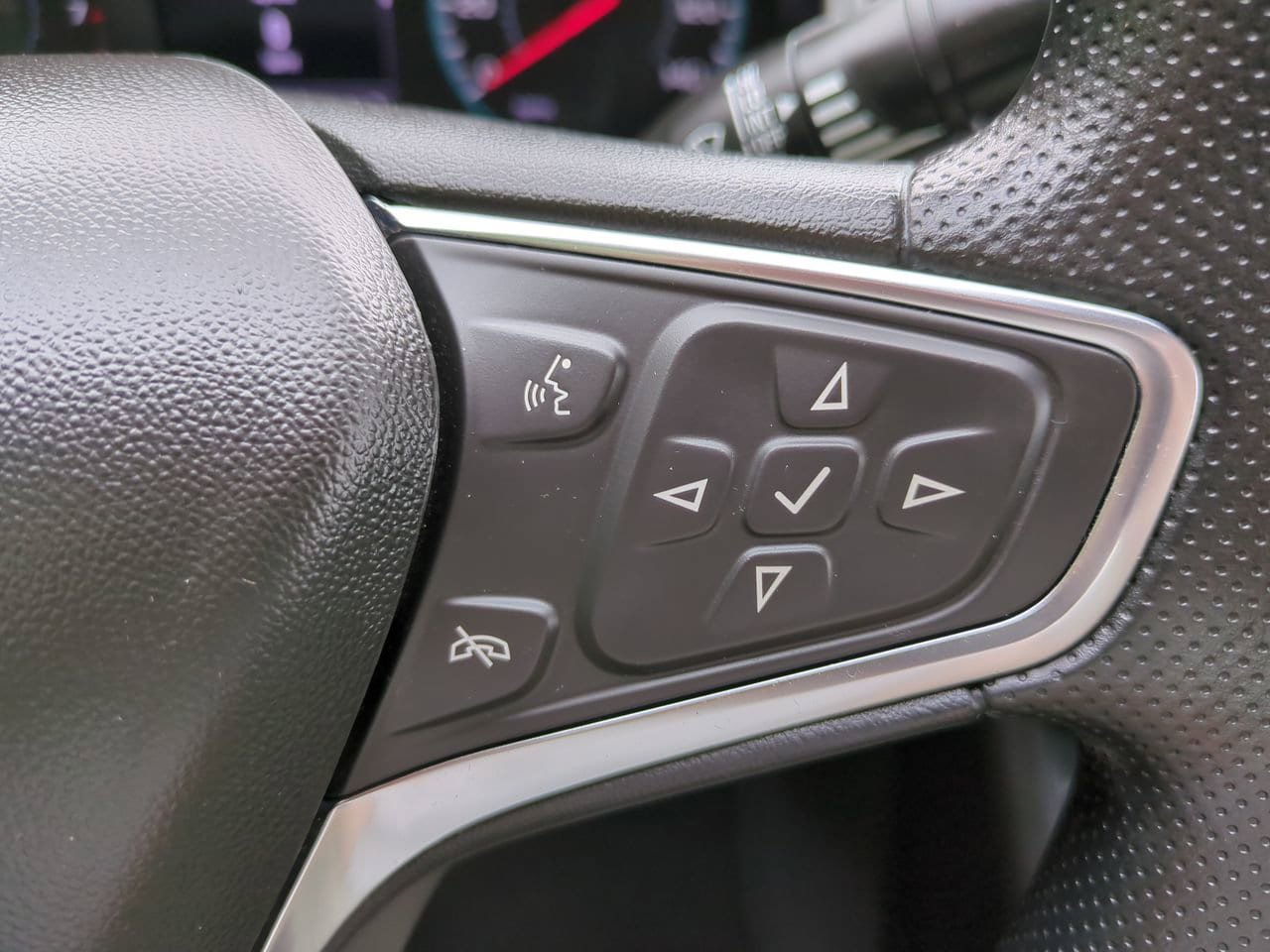 Used 2025 Chevrolet Malibu LT FWD image 24