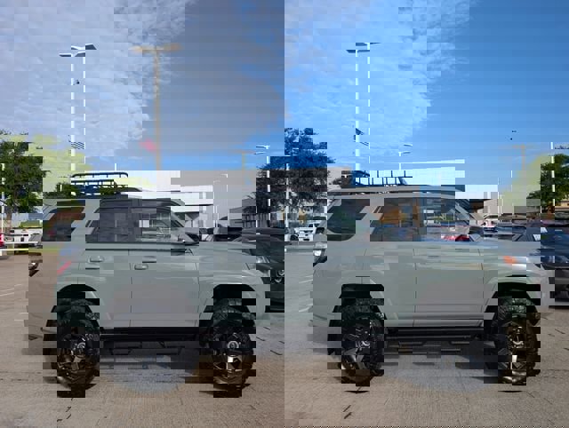 Used 2022 Toyota 4Runner Trail Special Edition image 3