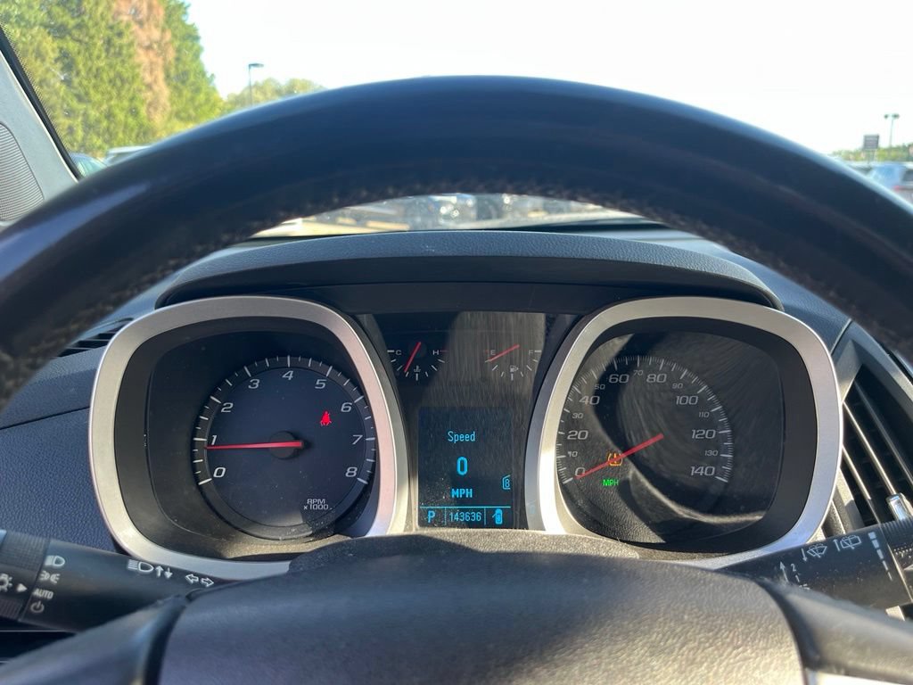 Used 2010 Chevrolet Equinox LT w/ Vehicle Interface Package FWD image 22