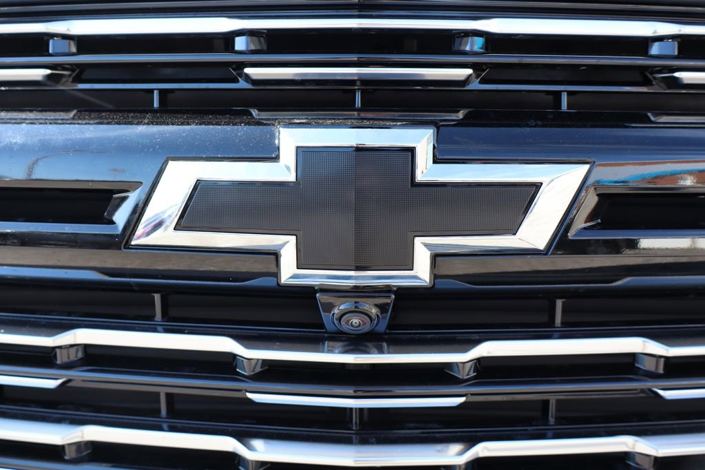 New 2026 Chevrolet Suburban High Country image 6