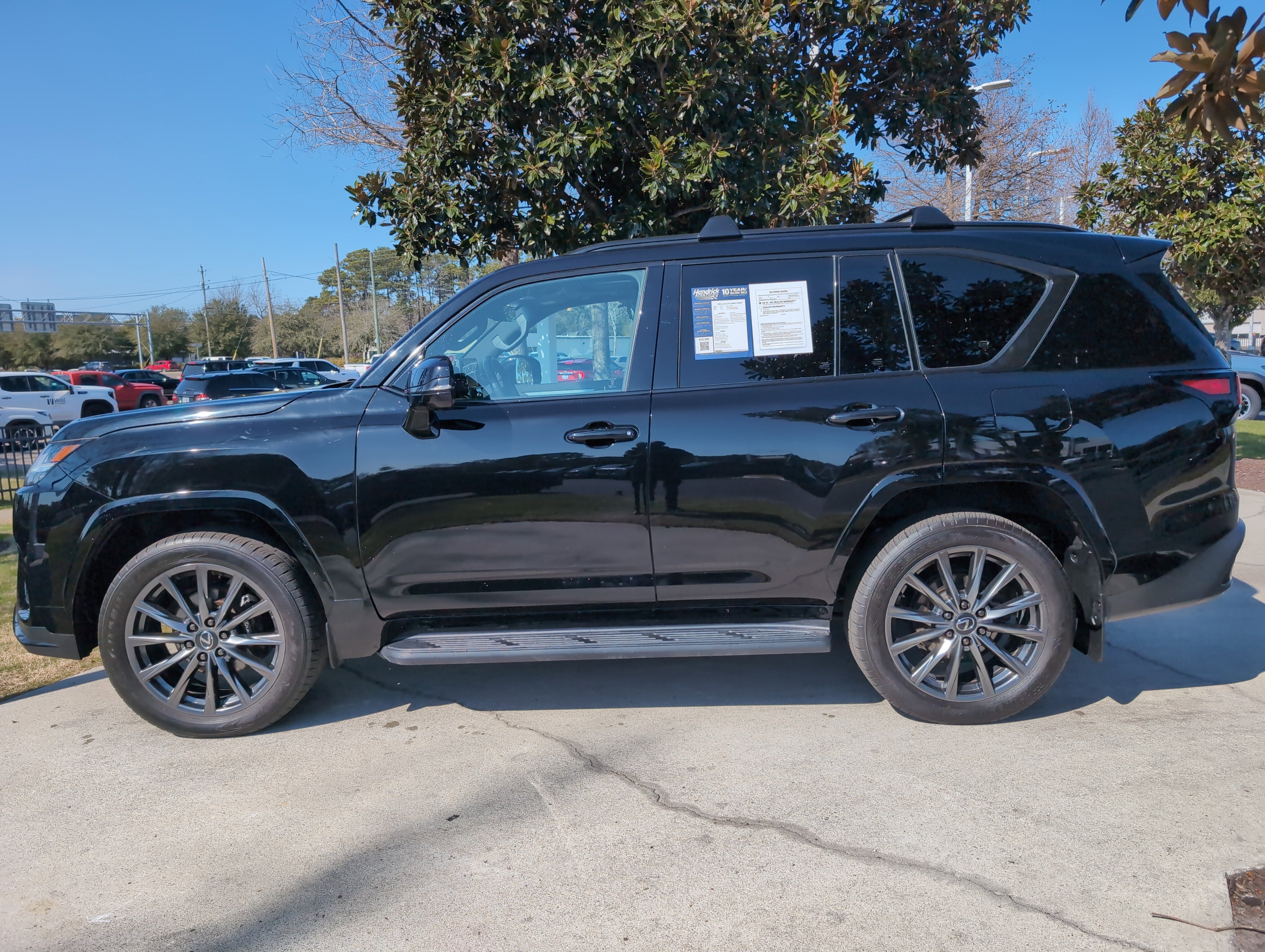 Used 2024 Lexus LX 600 F Sport image 7