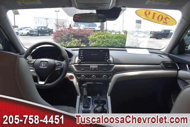 Used 2019 Honda Accord LX image 3