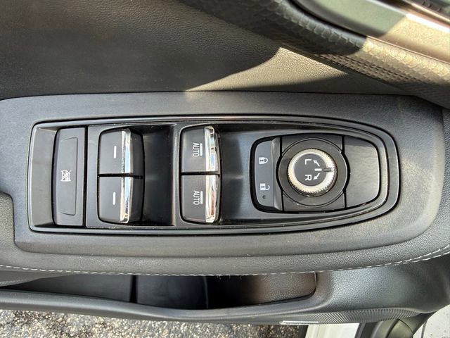Used 2024 Subaru Forester Touring w/ Convenience Package AWD/4WD image 12