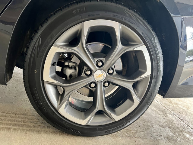 Used 2023 Chevrolet Malibu LT FWD image 11
