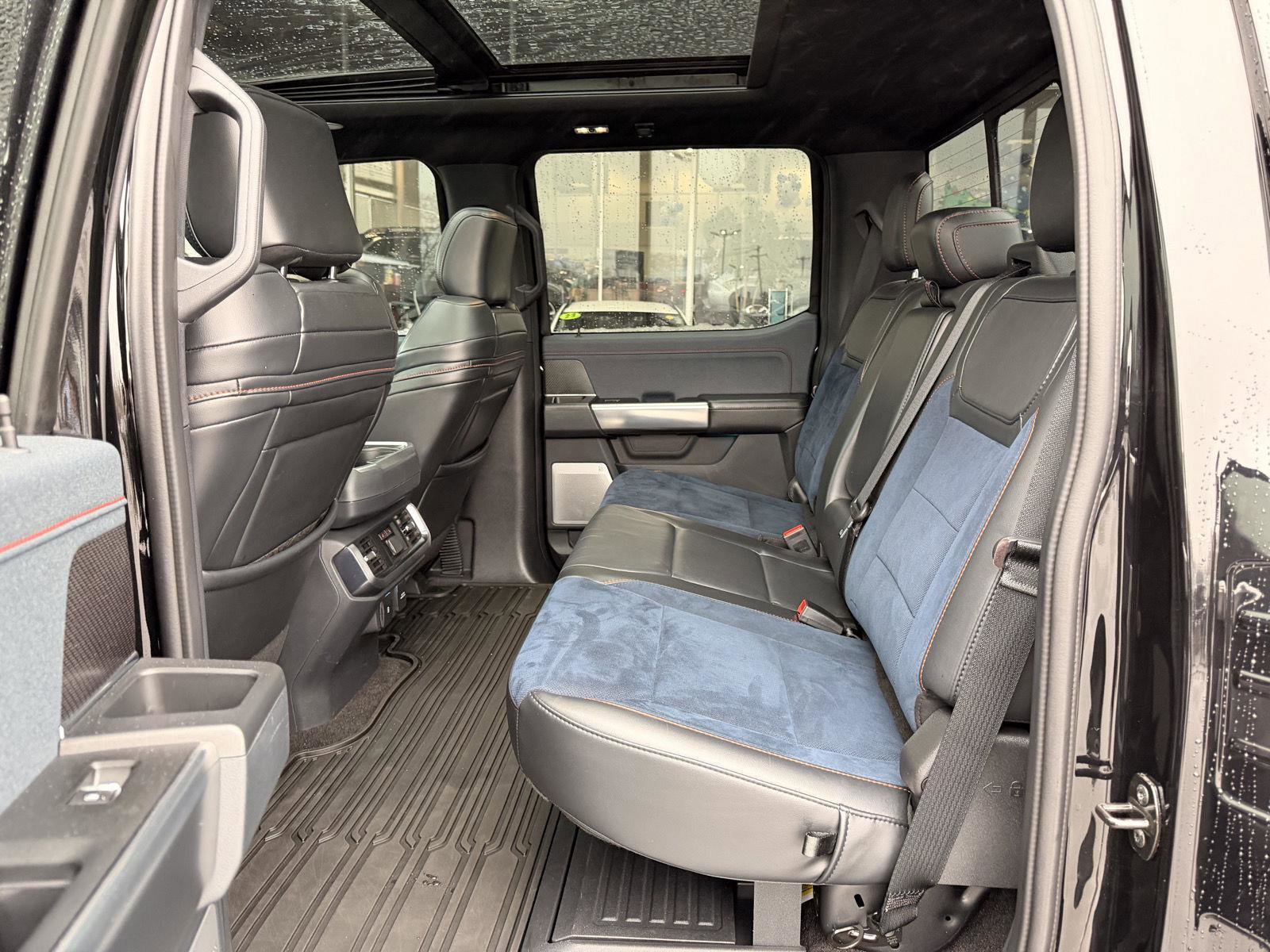 Used 2022 Ford F150 Raptor w/ Equipment Group 801A High image 40