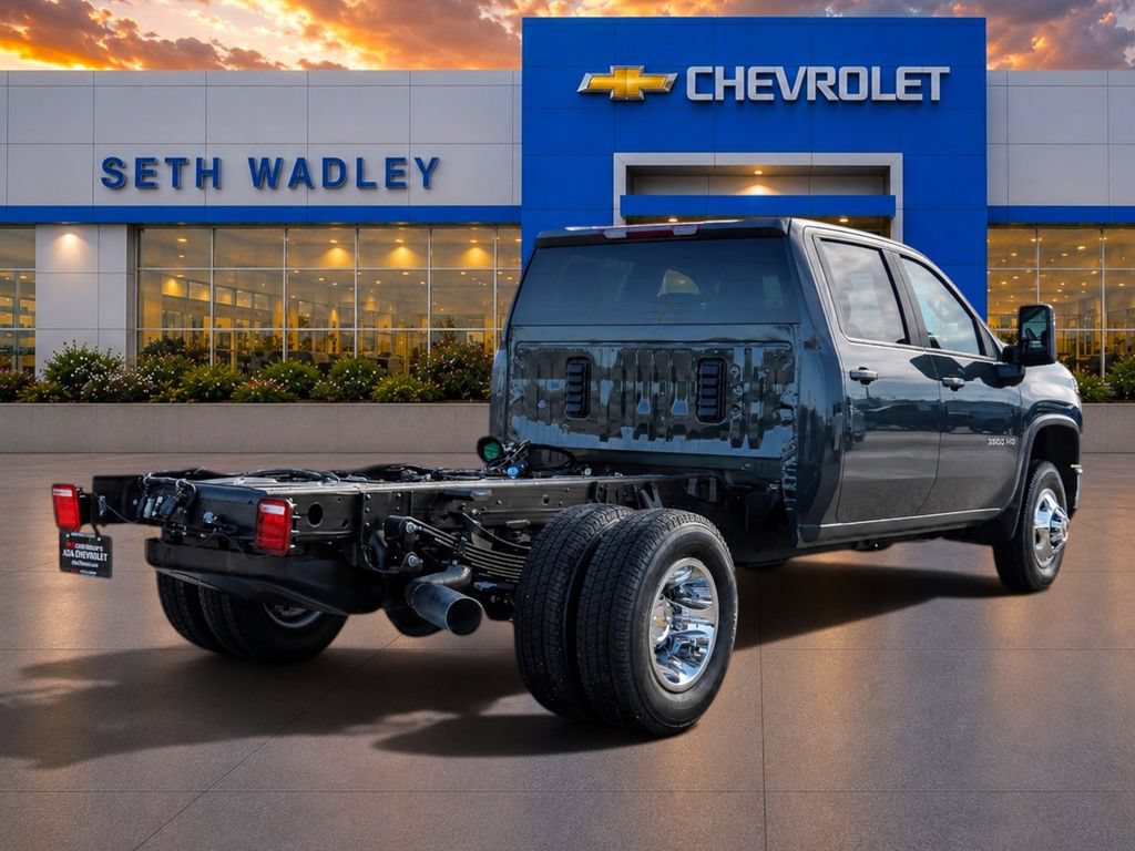 New 2026 Chevrolet Silverado 3500 LT w/ Convenience Package AWD/4WD image 7