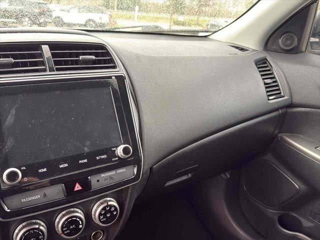 Used 2020 Mitsubishi Outlander Sport SE FWD image 21